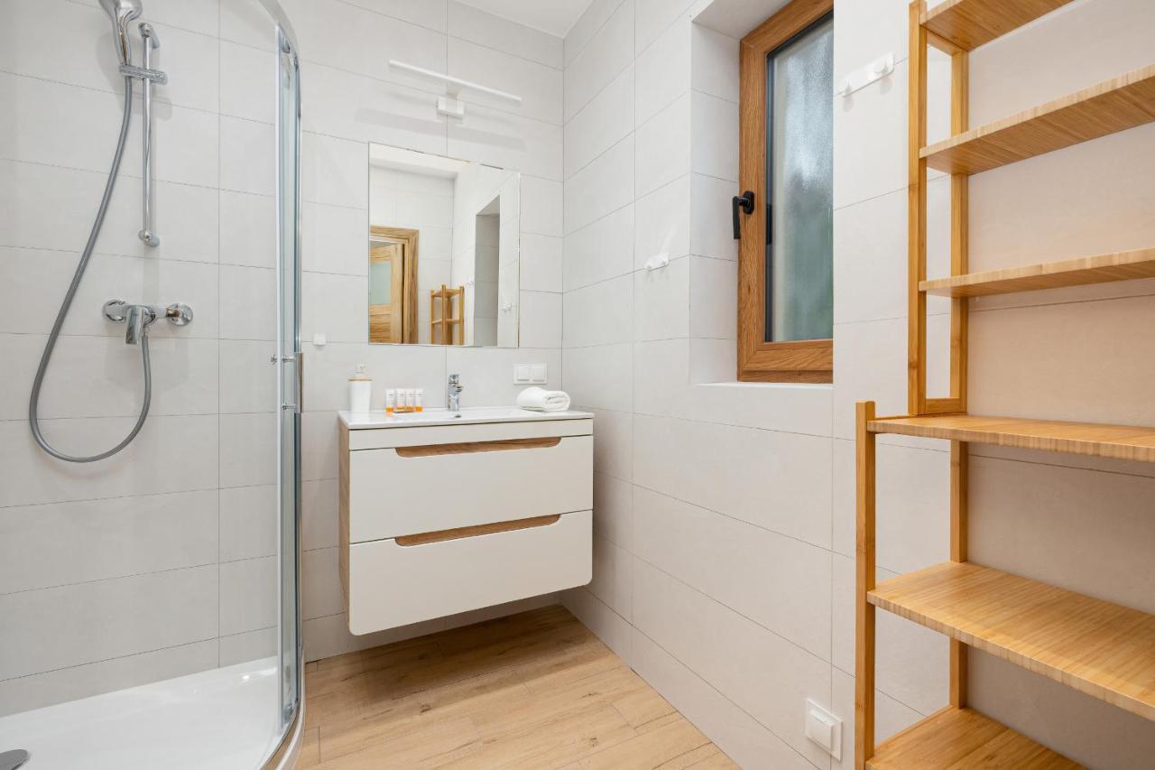 Apartamenty Zielona 11 By Noclegi Renters Miedzywodzie Bagian luar foto